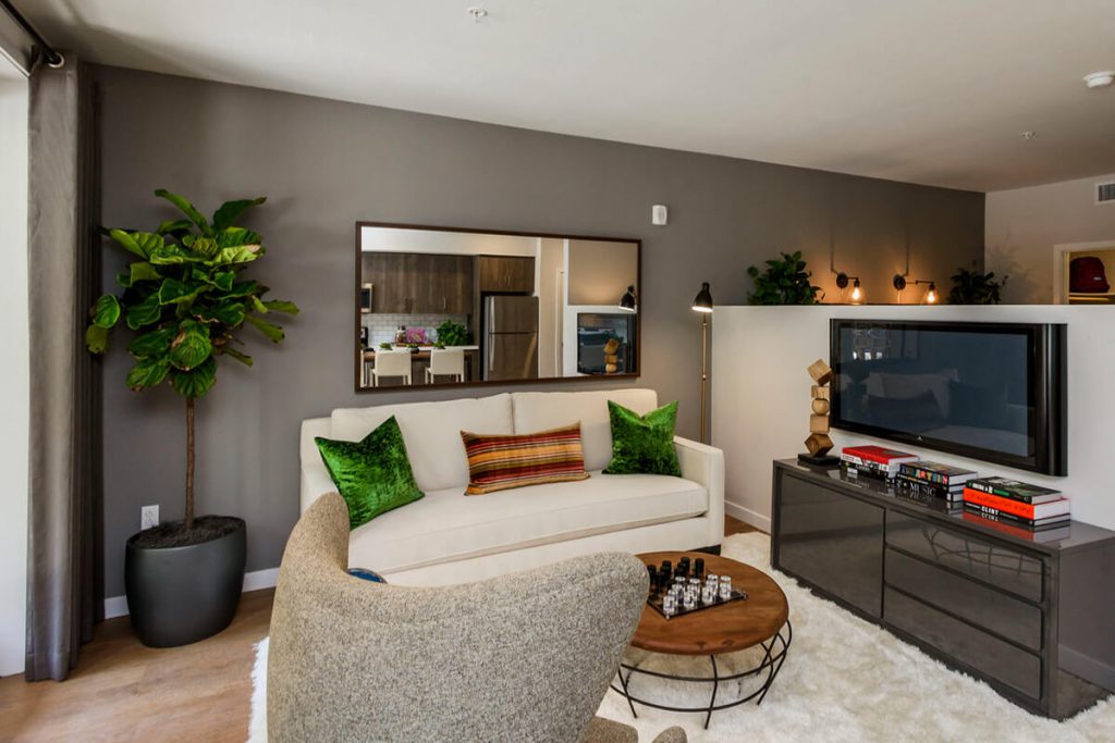 Apartments in Sunnyvale, CA - Modern Living With Stylish Decor, Hardwood Flooring, and Access to Dining Room